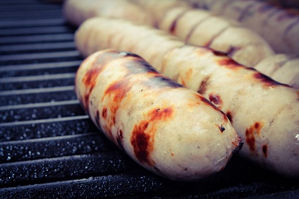 Ein selbst gebauter Gabionen-Grill für die neue Bratwurstsaison